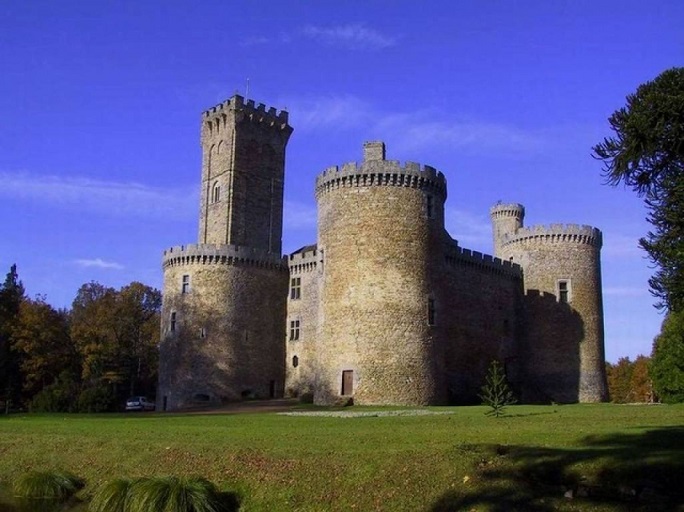 achat vente Château Médiéval a vendre  Monument Historique , nombreuses dépendances, étang Limoges   HAUTE VIENNE LIMOUSIN